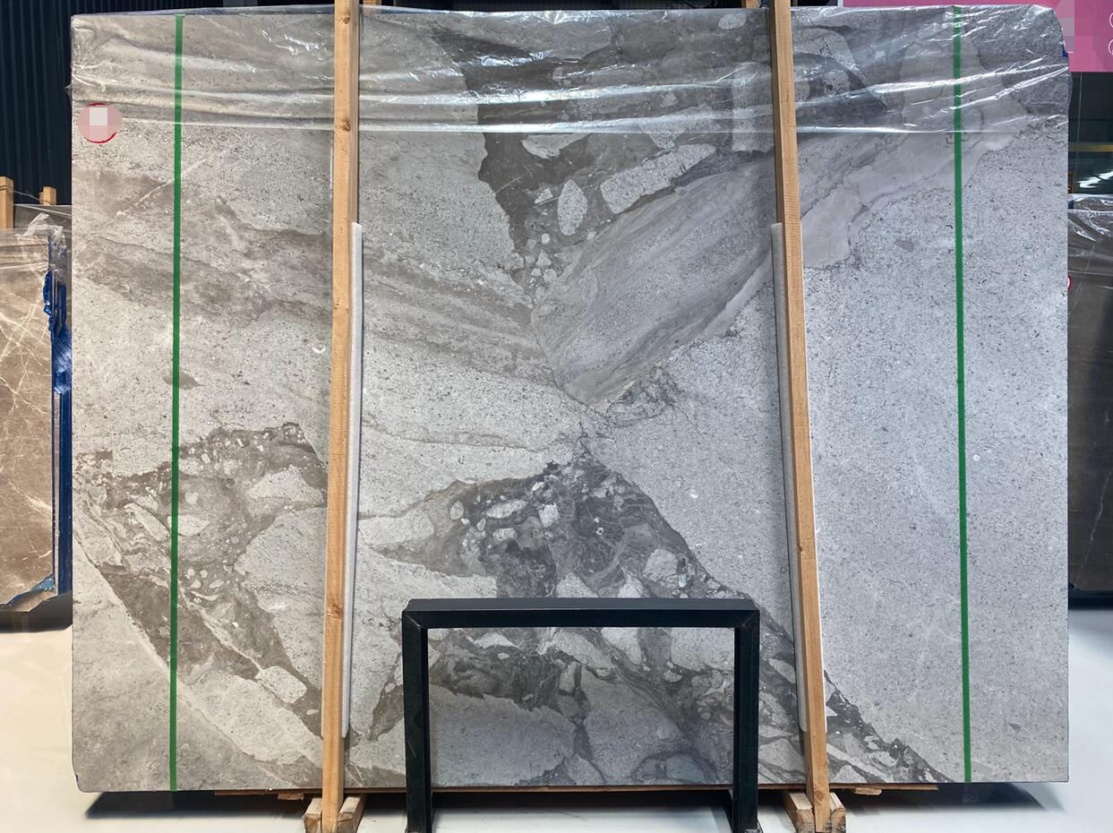 Grey Marble Slabs Calacatta - Image 2