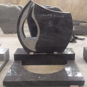 Monument-210414011
